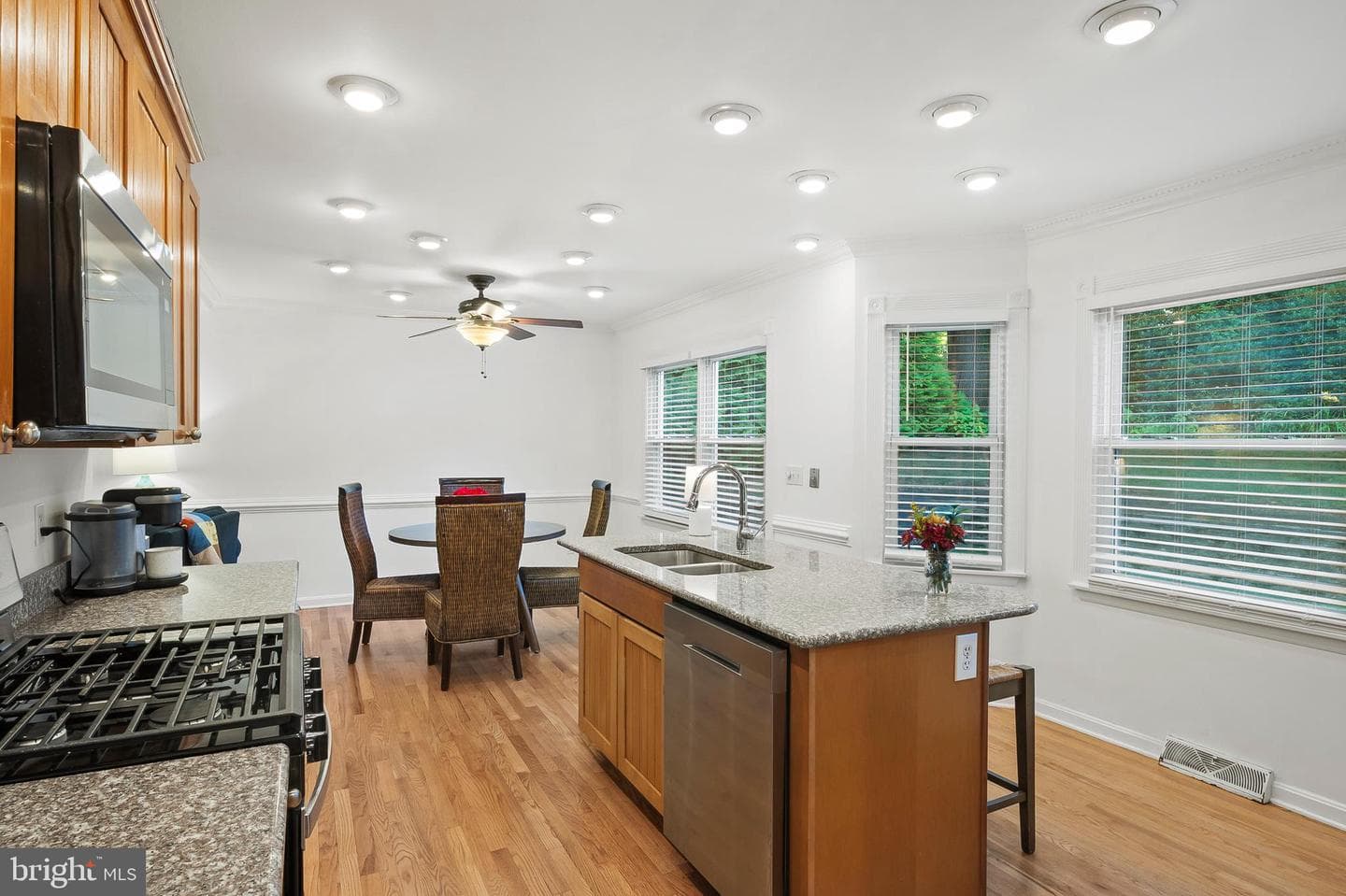 400 Idlewild Road photo 8