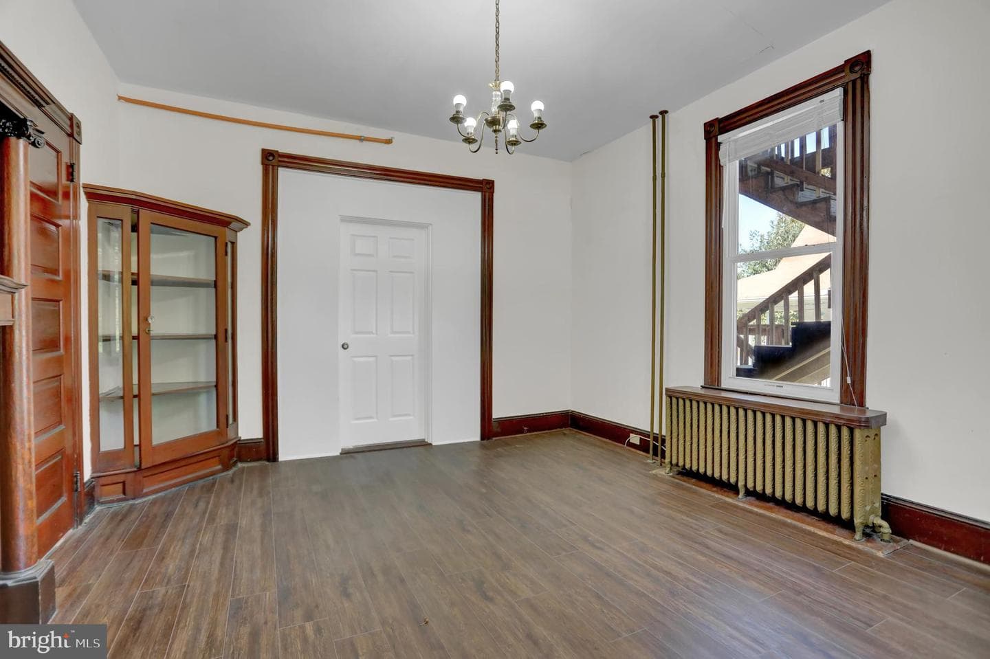 631 W Bel Air Avenue photo 23