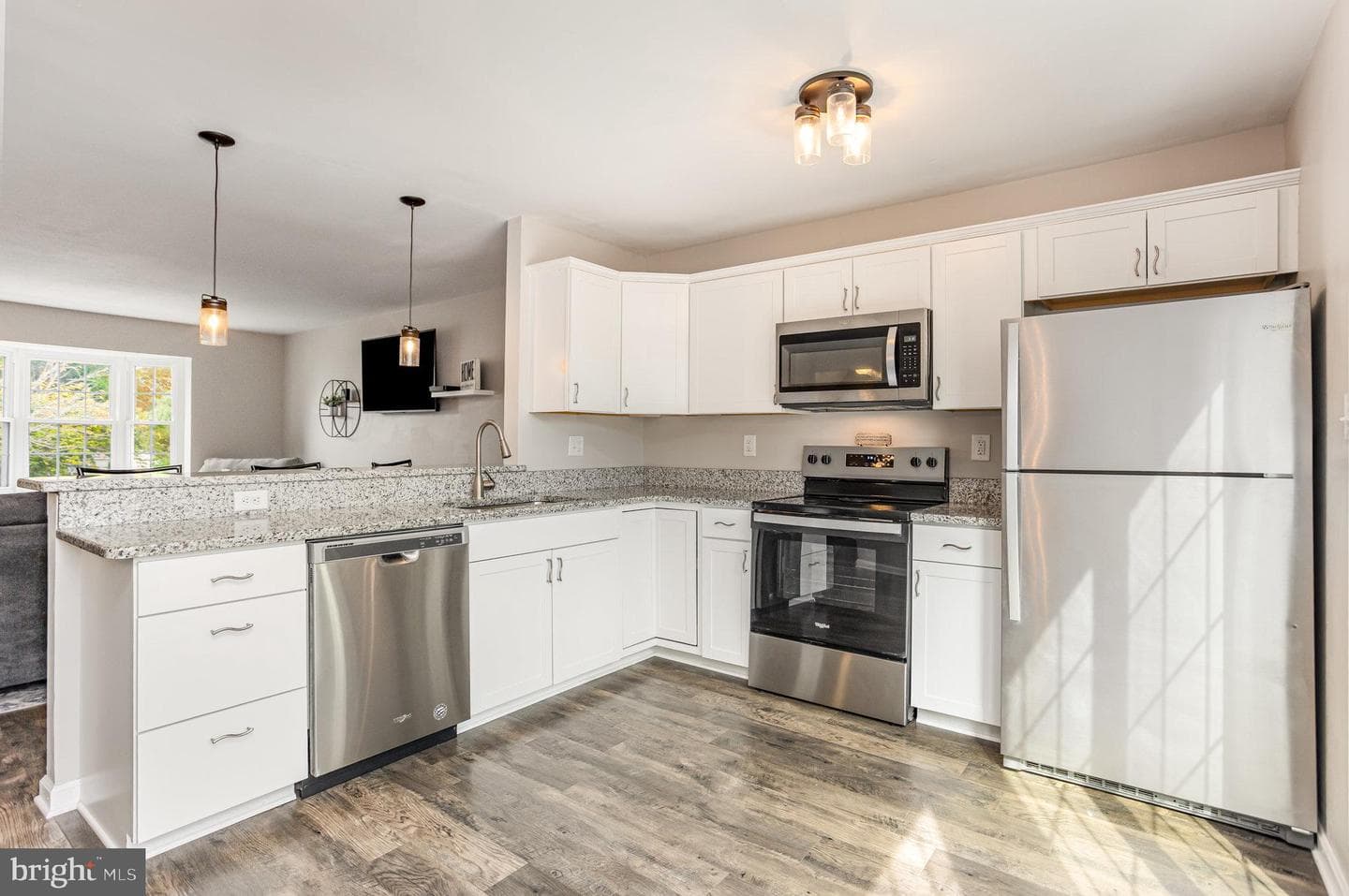 333 Sunray Court photo 10