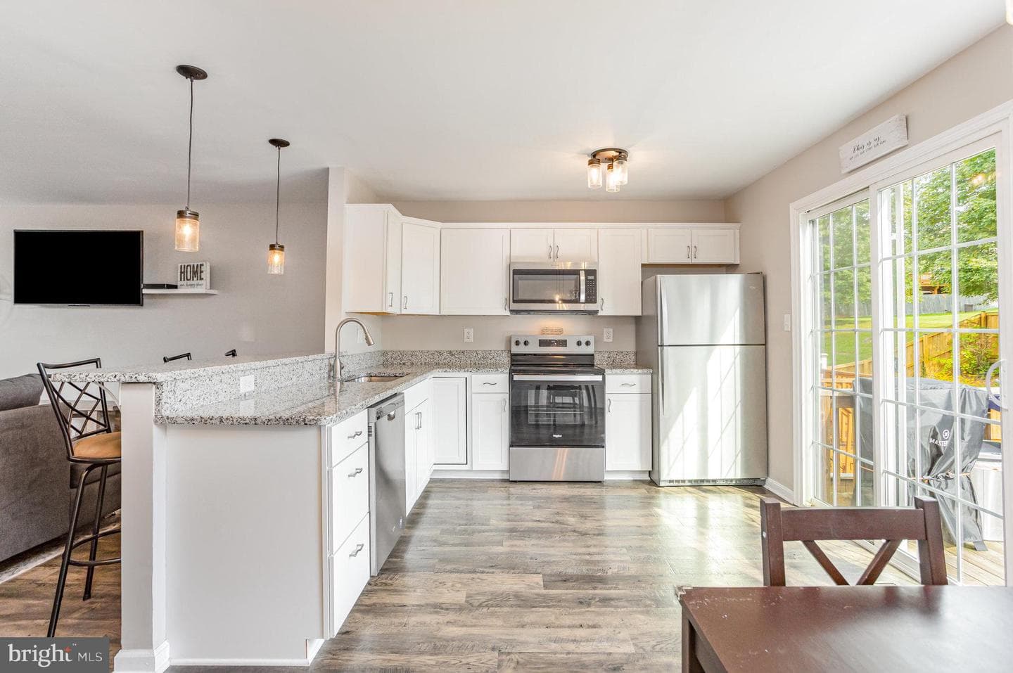 333 Sunray Court photo 9