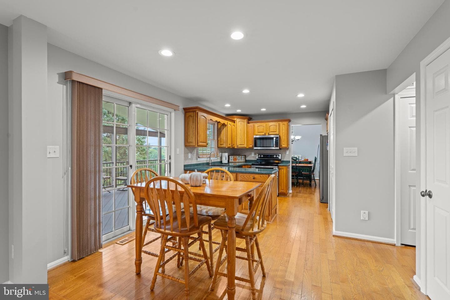 1907 Munsey Drive photo 16