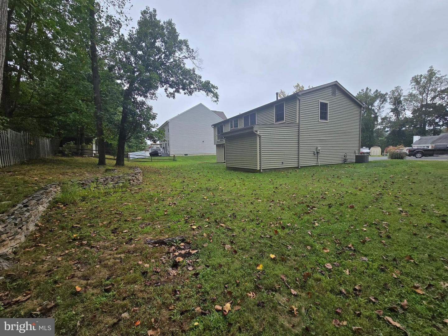 304 Avedon Court photo 11