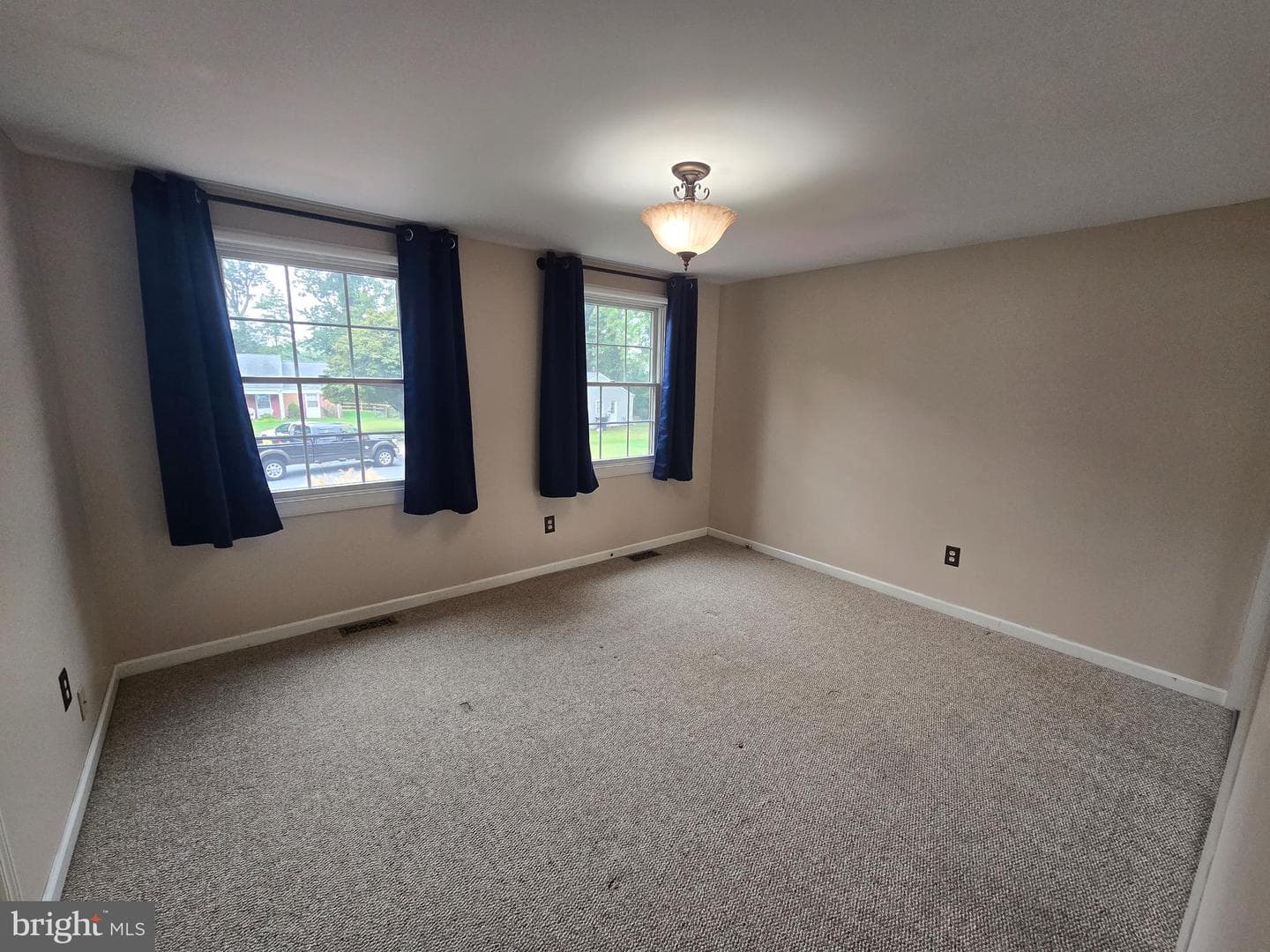 304 Avedon Court photo 19