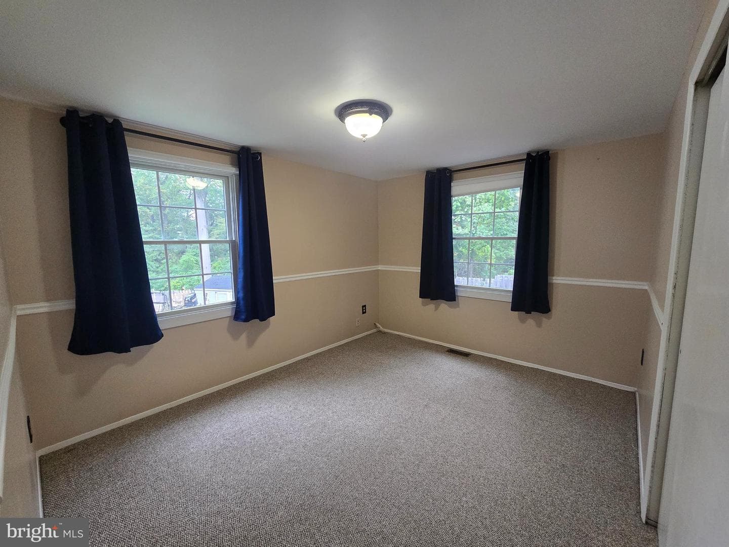 304 Avedon Court photo 21