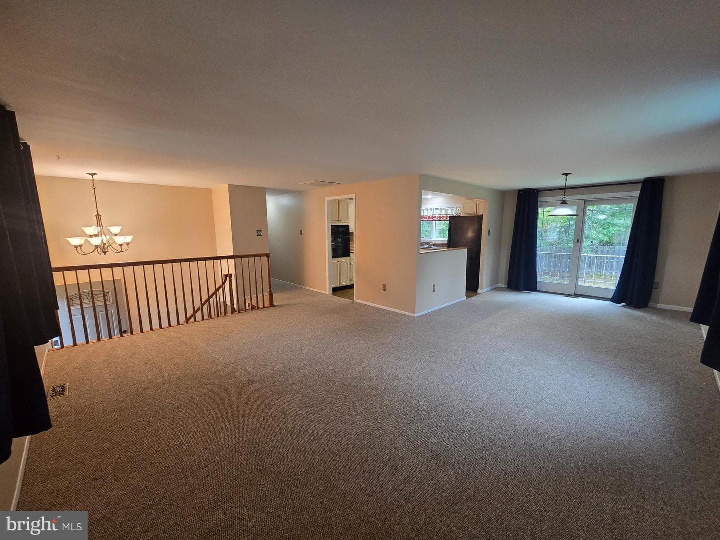 304 Avedon Court photo 4