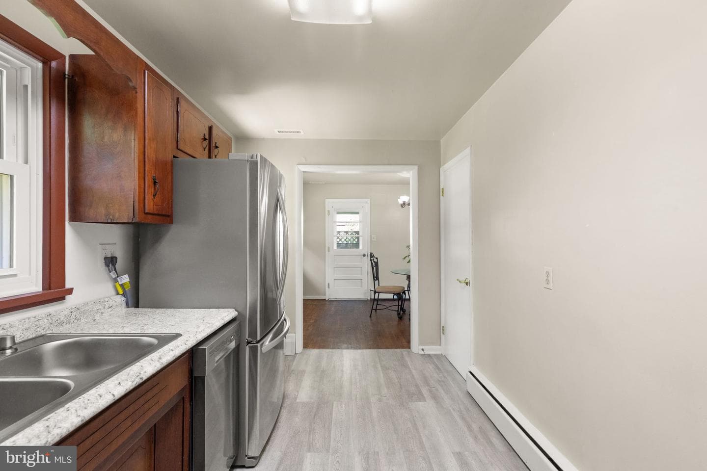 752 Roland Avenue photo 10