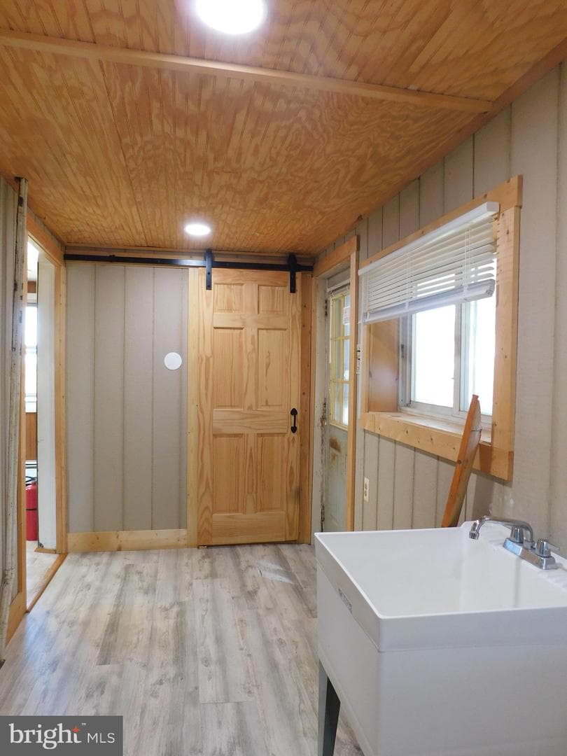 2605 Ady Road photo 7