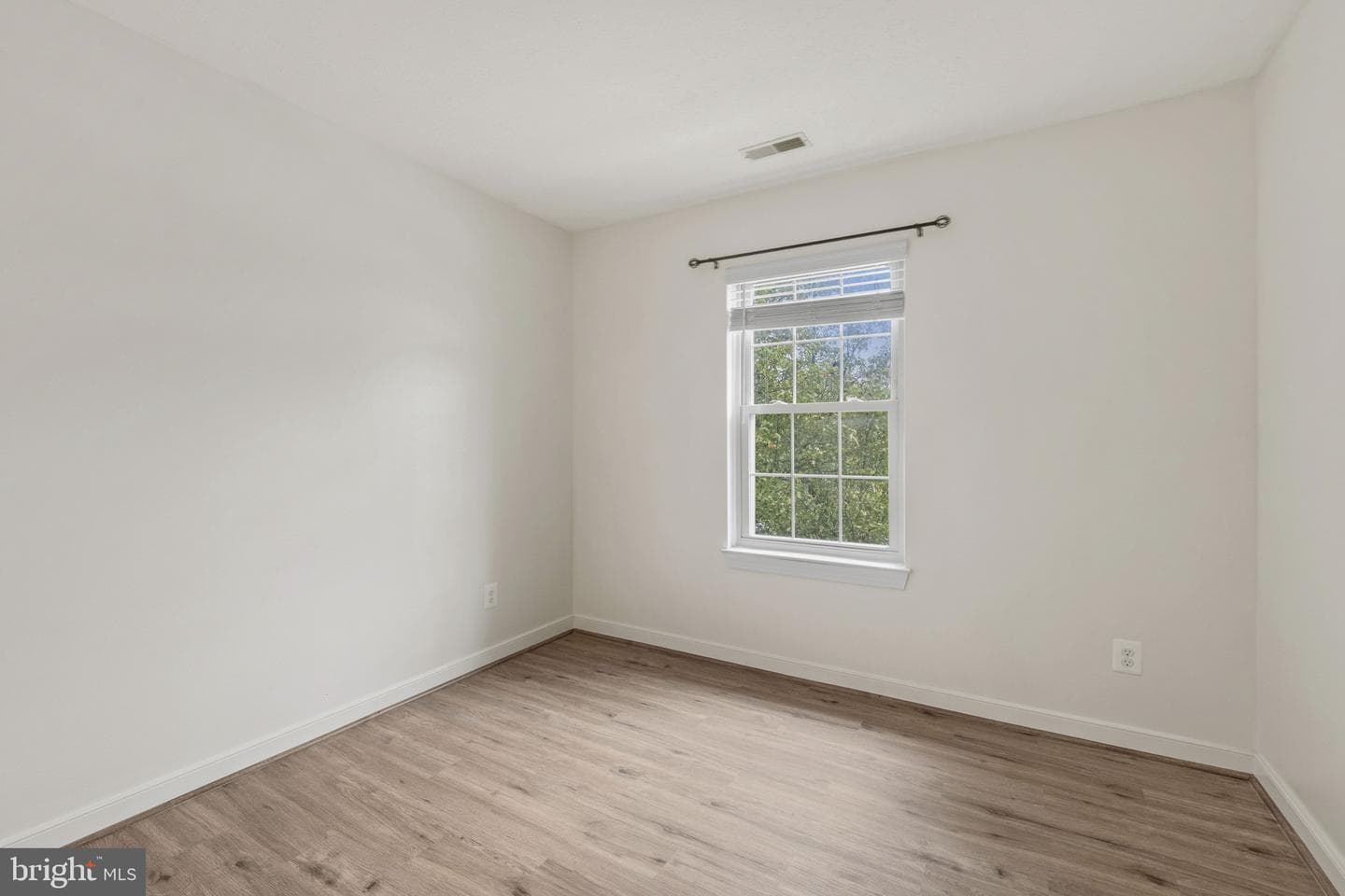 1716 Landmark Drive #3d photo 14