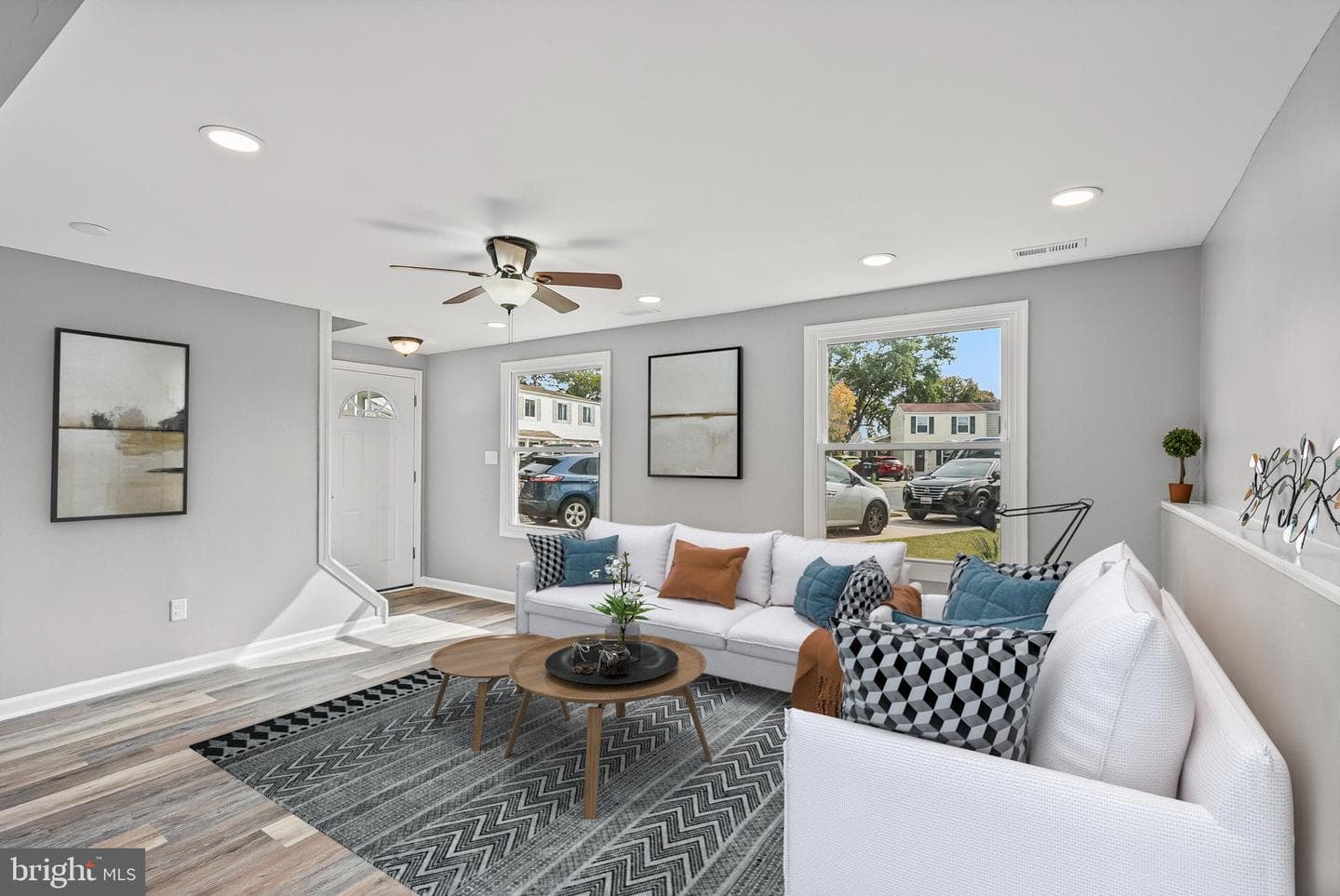 130 Ravenswood Court photo 12