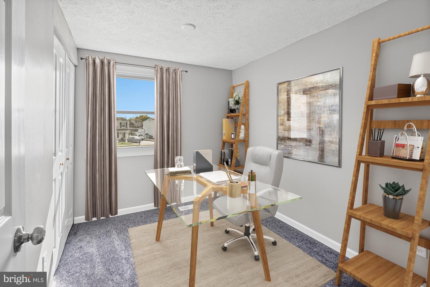 130 Ravenswood Court photo 24