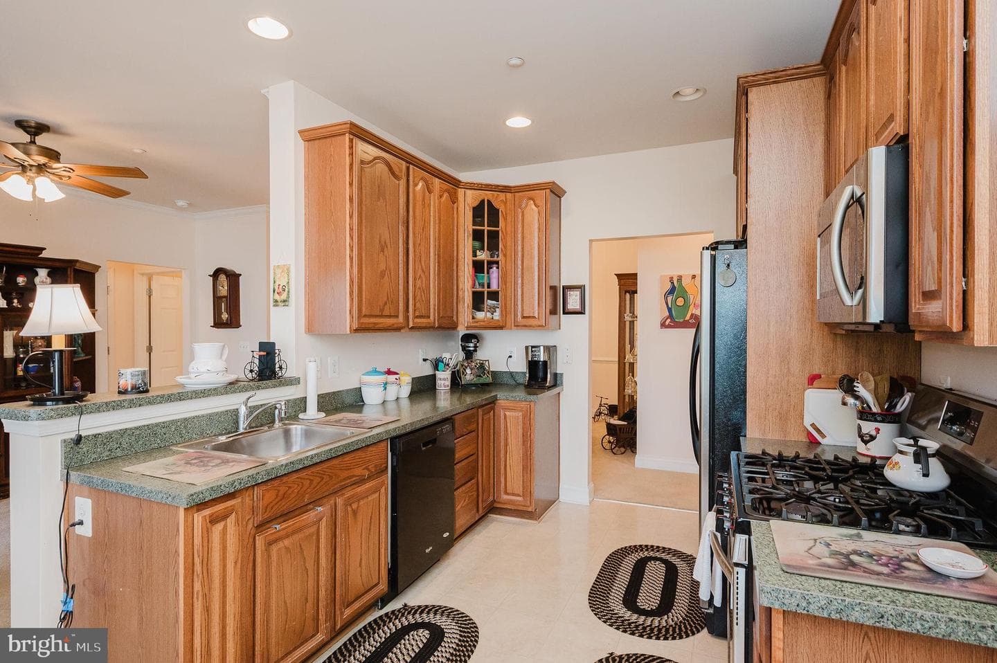 1600 Martha Court #304 photo 16