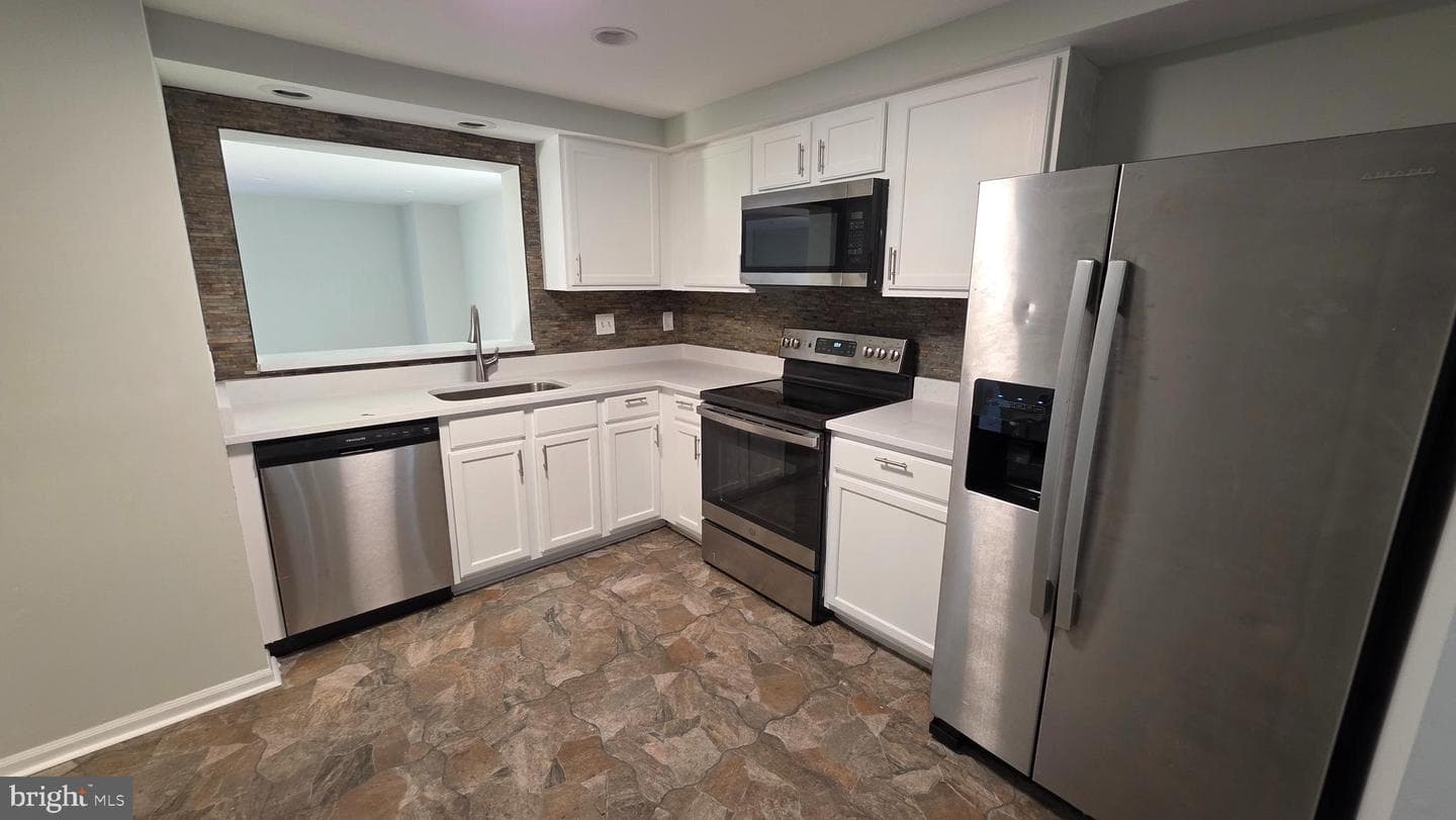 810 Angel Valley Court photo 5