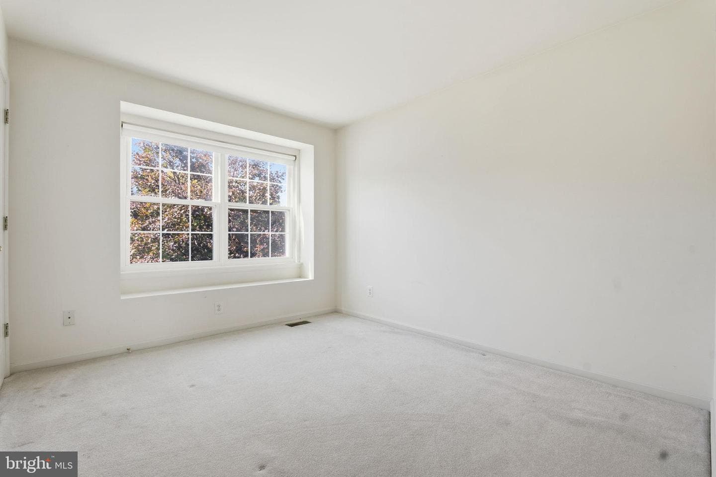 1239 Whispering Woods Way photo 24