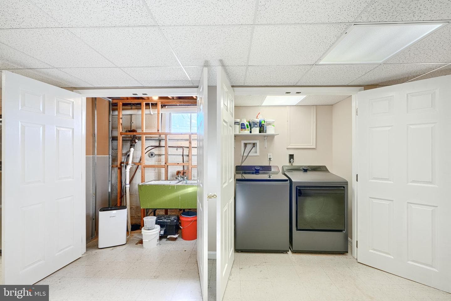 102 Fidelity Drive photo 27