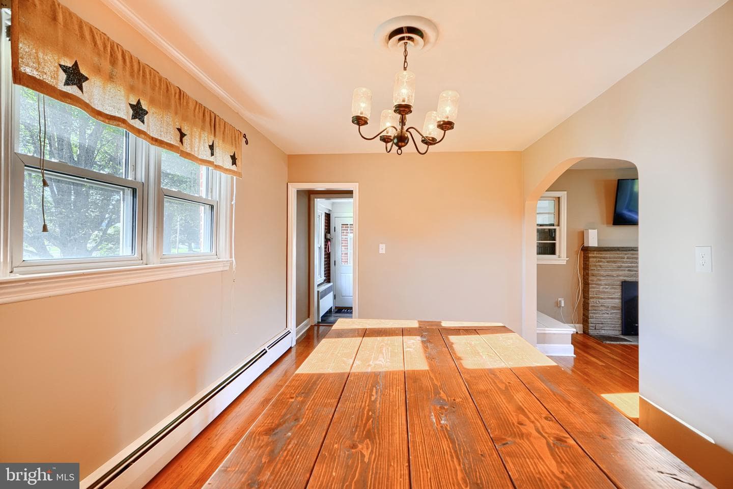 102 Fidelity Drive photo 8