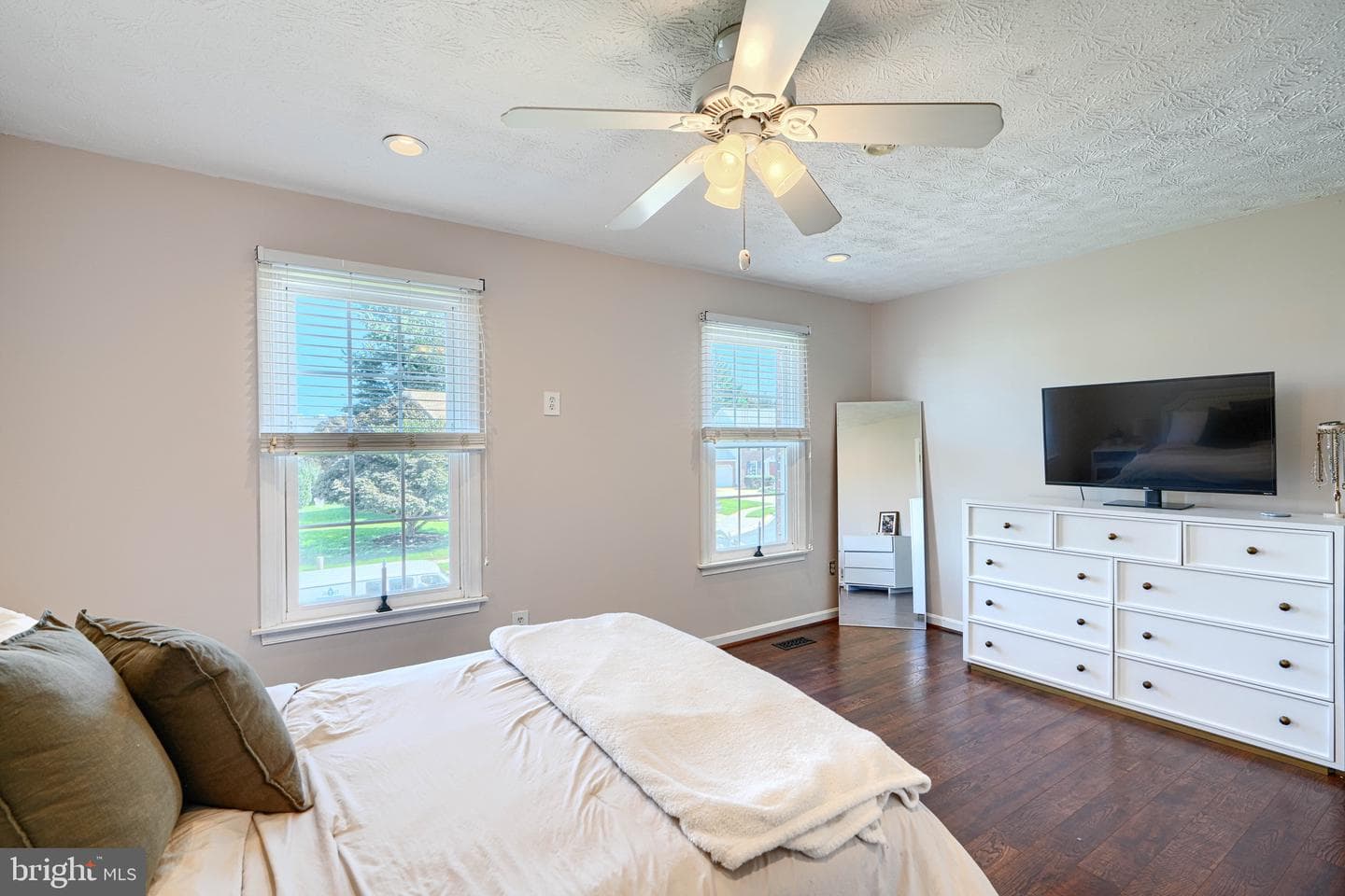 1315 Christopher Court photo 31