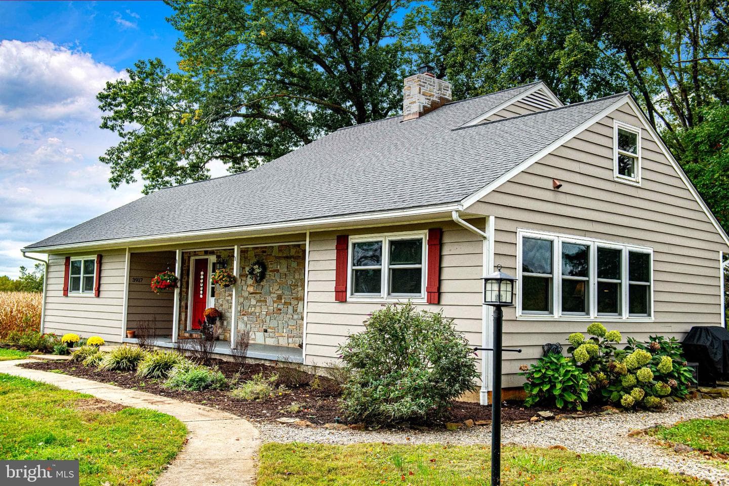 3917 W Chapel Road photo 4