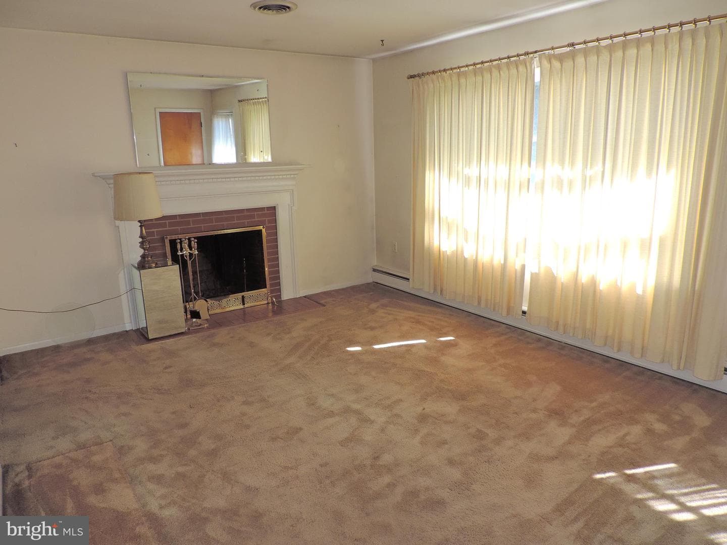 408 Clover Street photo 10