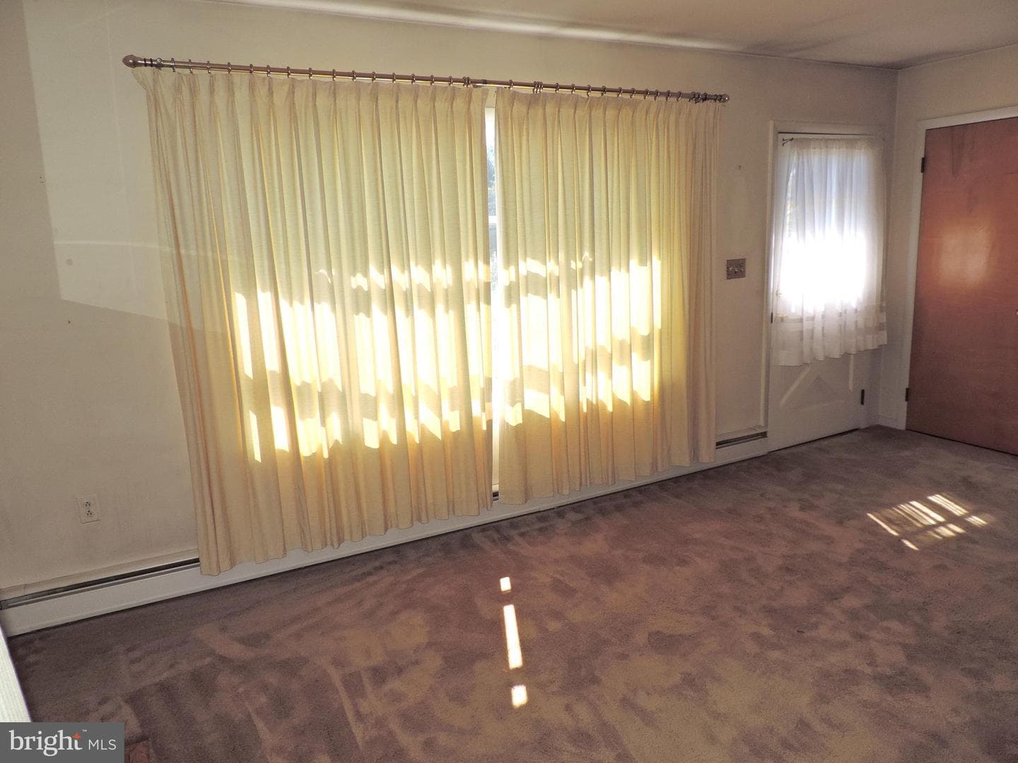 408 Clover Street photo 11