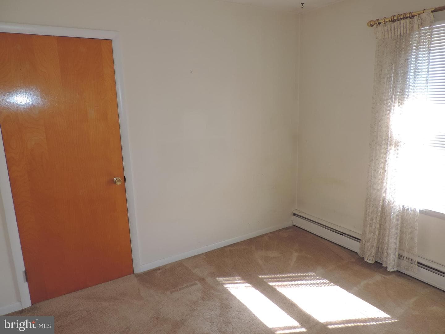 408 Clover Street photo 33
