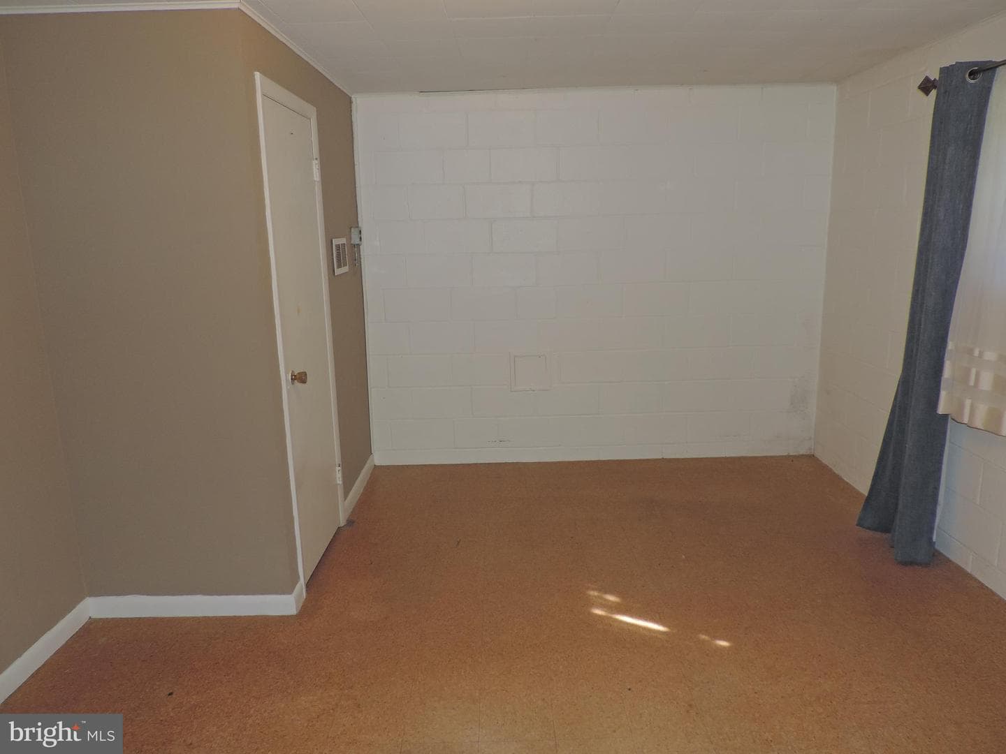 408 Clover Street photo 40