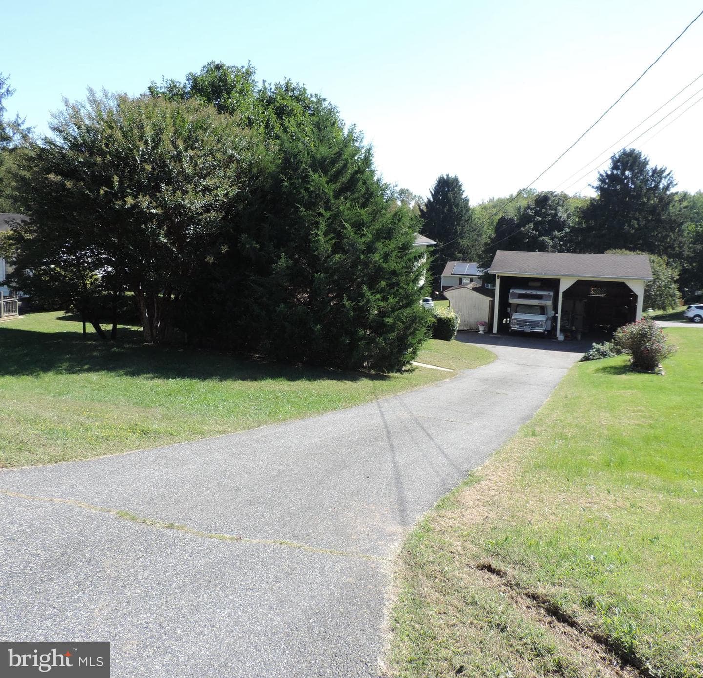 408 Clover Street photo 5