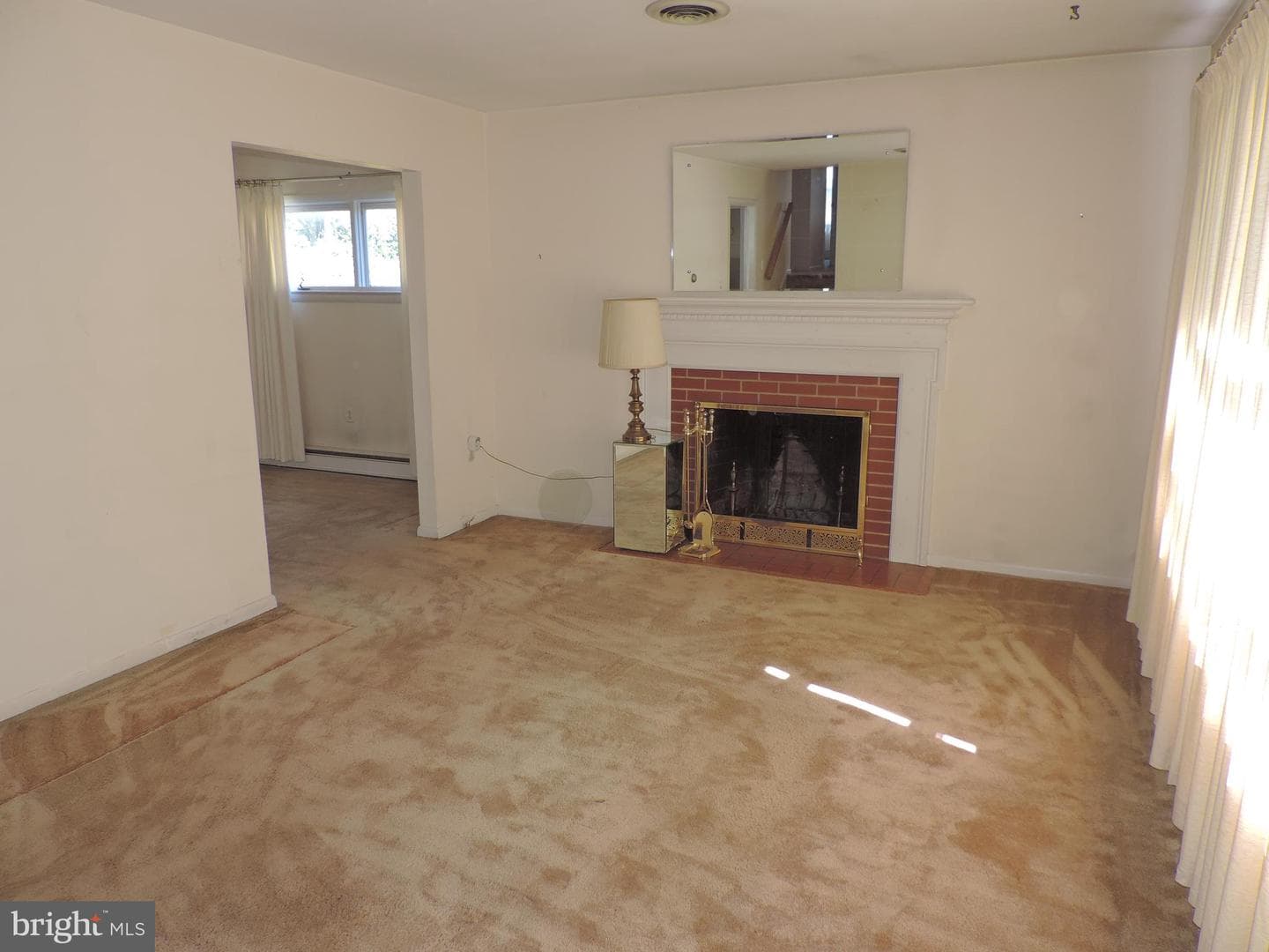 408 Clover Street photo 9