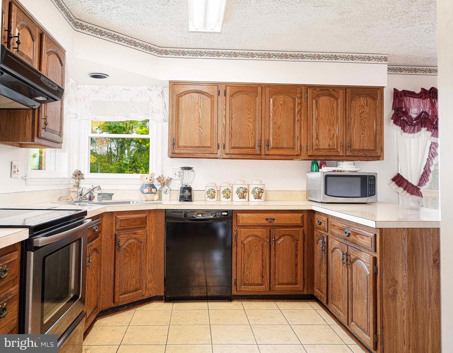 1415 Valley Forge Way photo 12