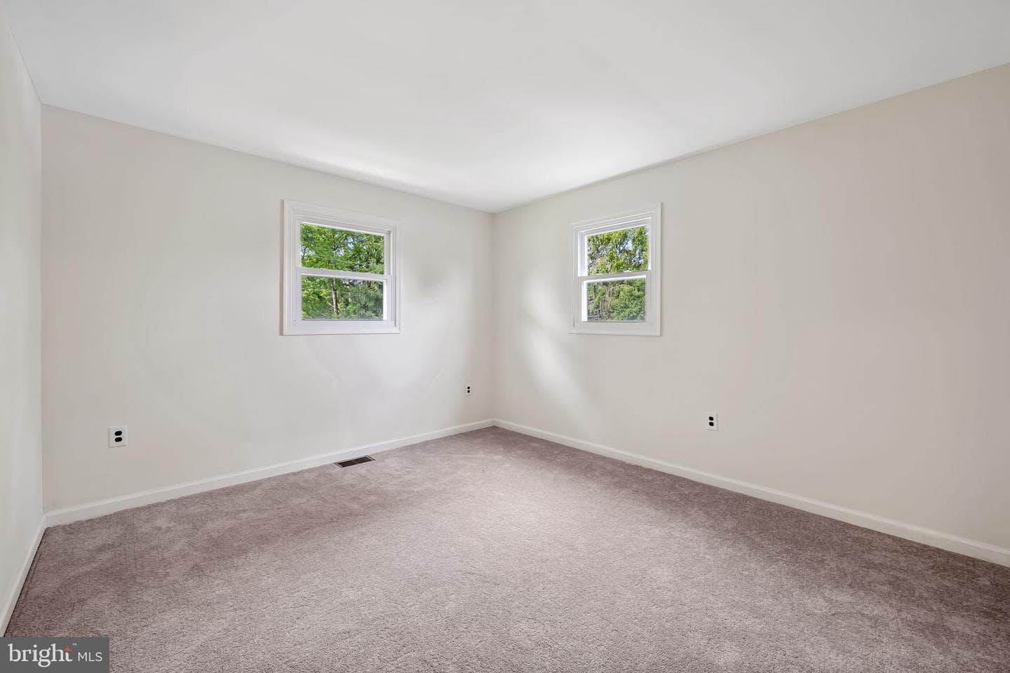 3502 Lark Drive photo 15