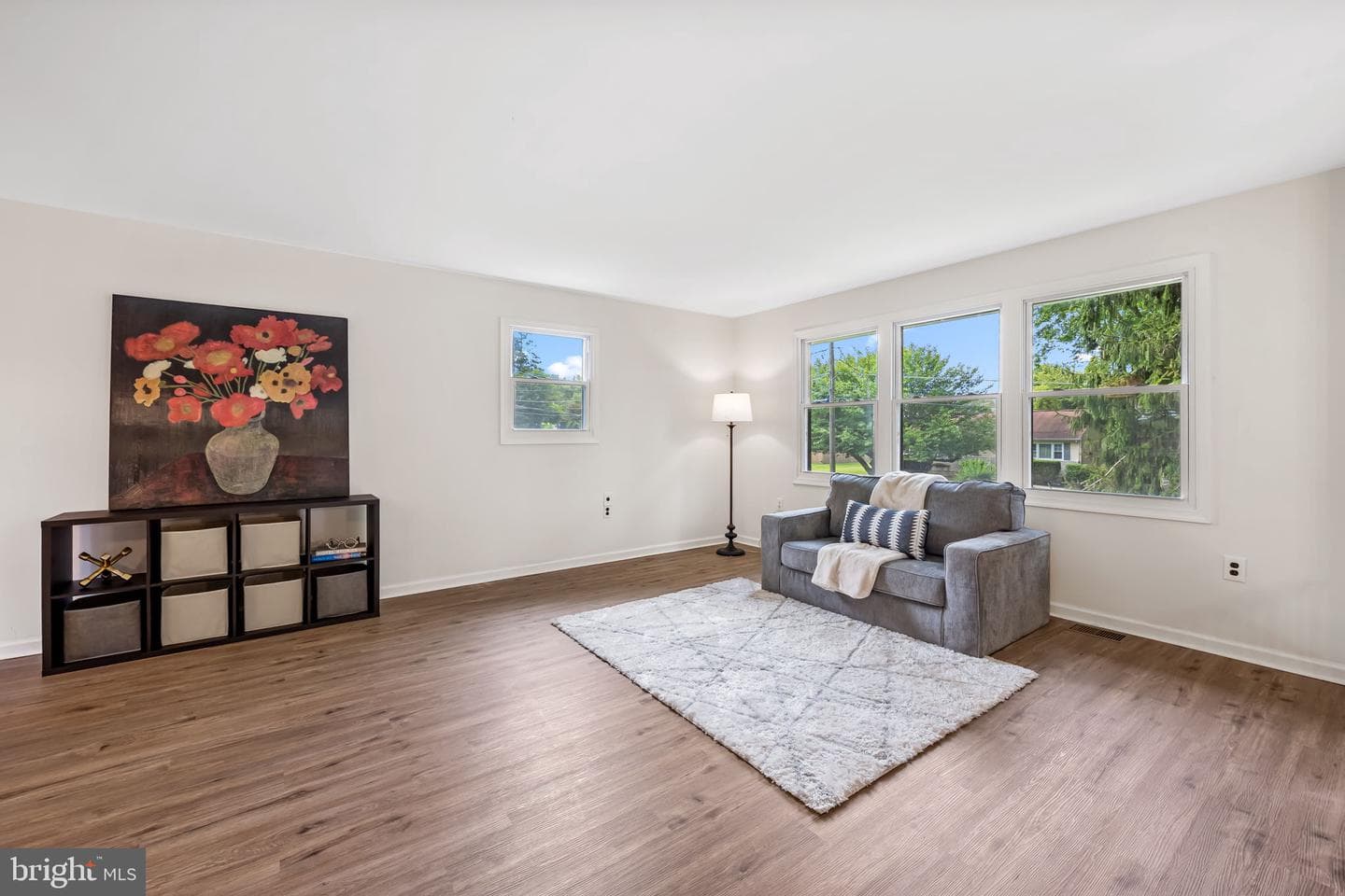 3502 Lark Drive photo 5