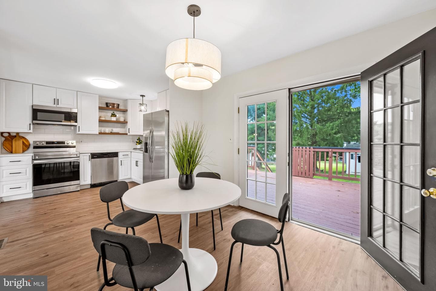 3502 Lark Drive photo 8