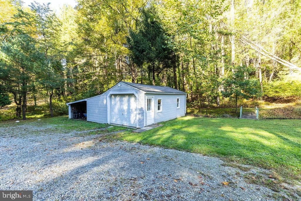 16 Cherry Hill Road photo 39