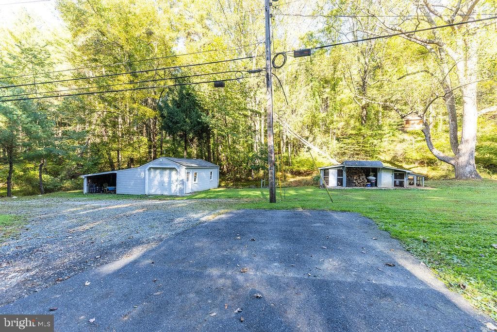 16 Cherry Hill Road photo 40
