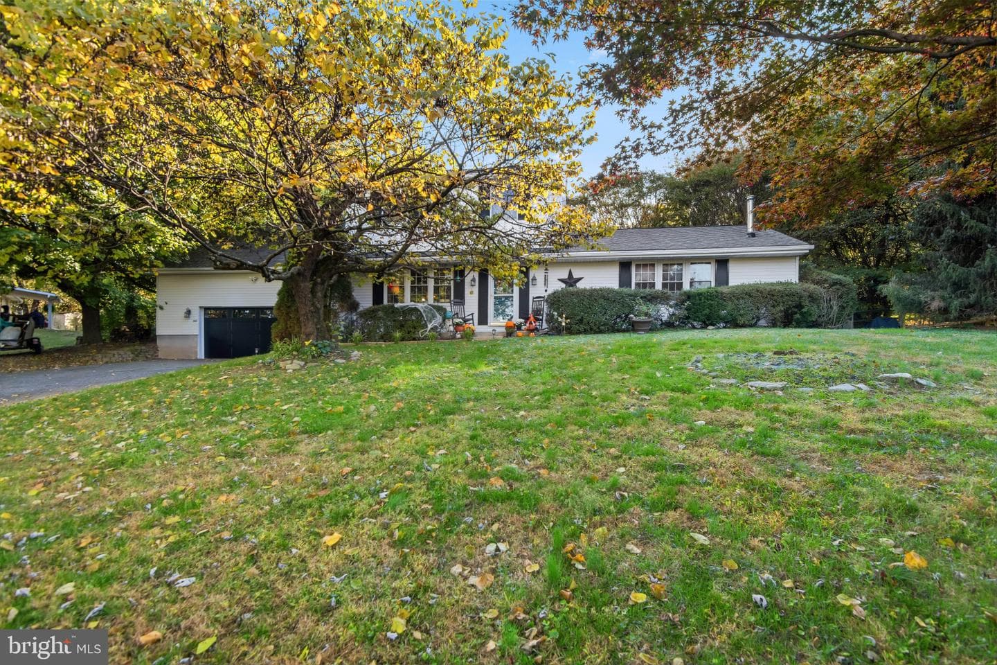 1602 Thornwood Court photo 4
