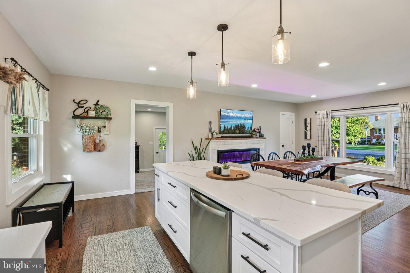 110 Meadow Road photo 10