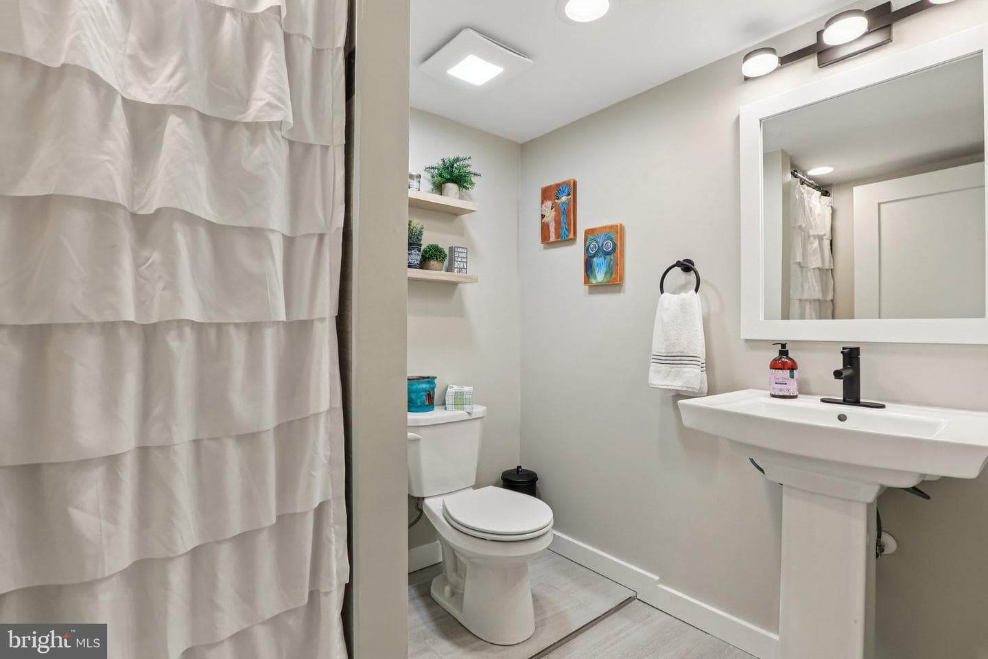 110 Meadow Road photo 23