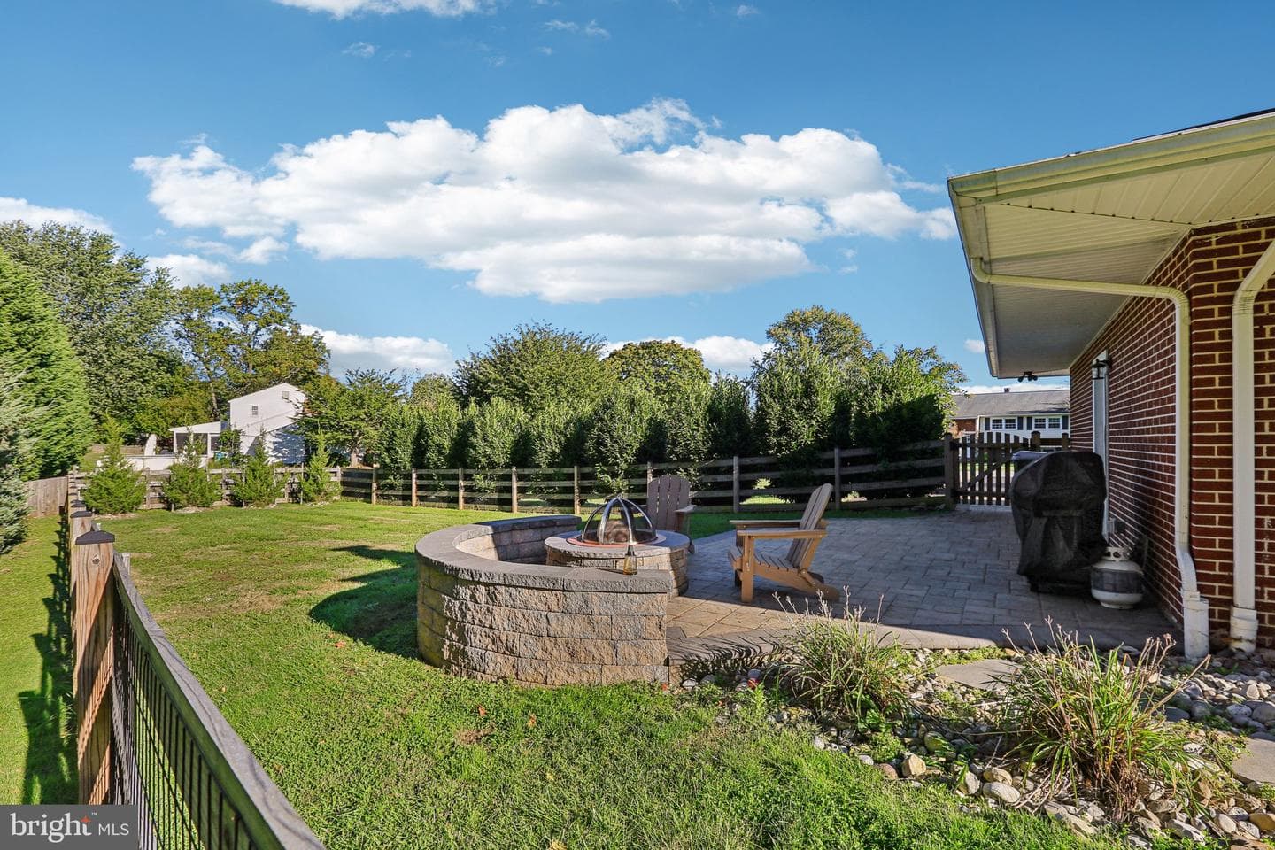110 Meadow Road photo 26