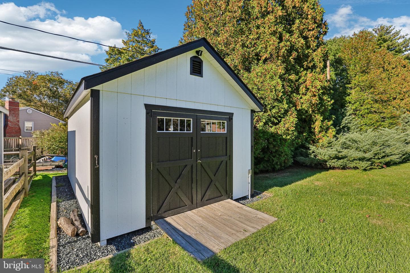 110 Meadow Road photo 29