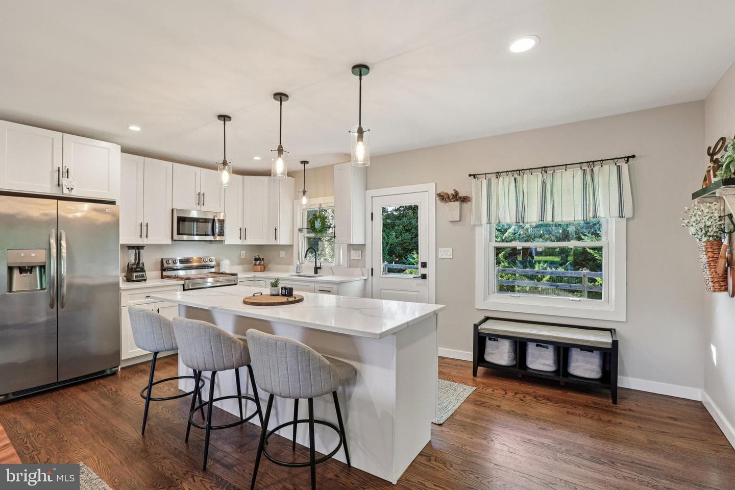 110 Meadow Road photo 8