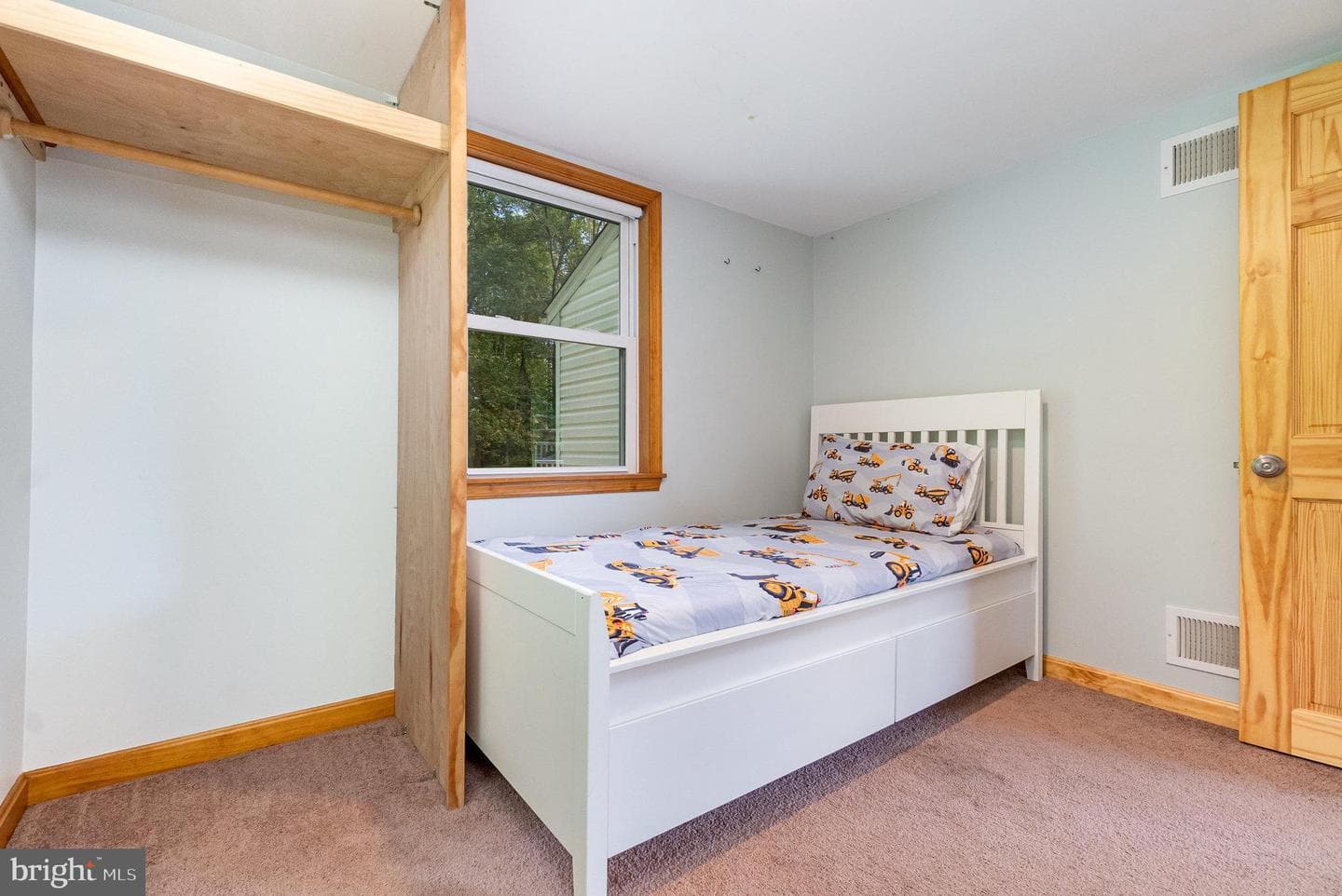 753 Gilbert Road photo 23