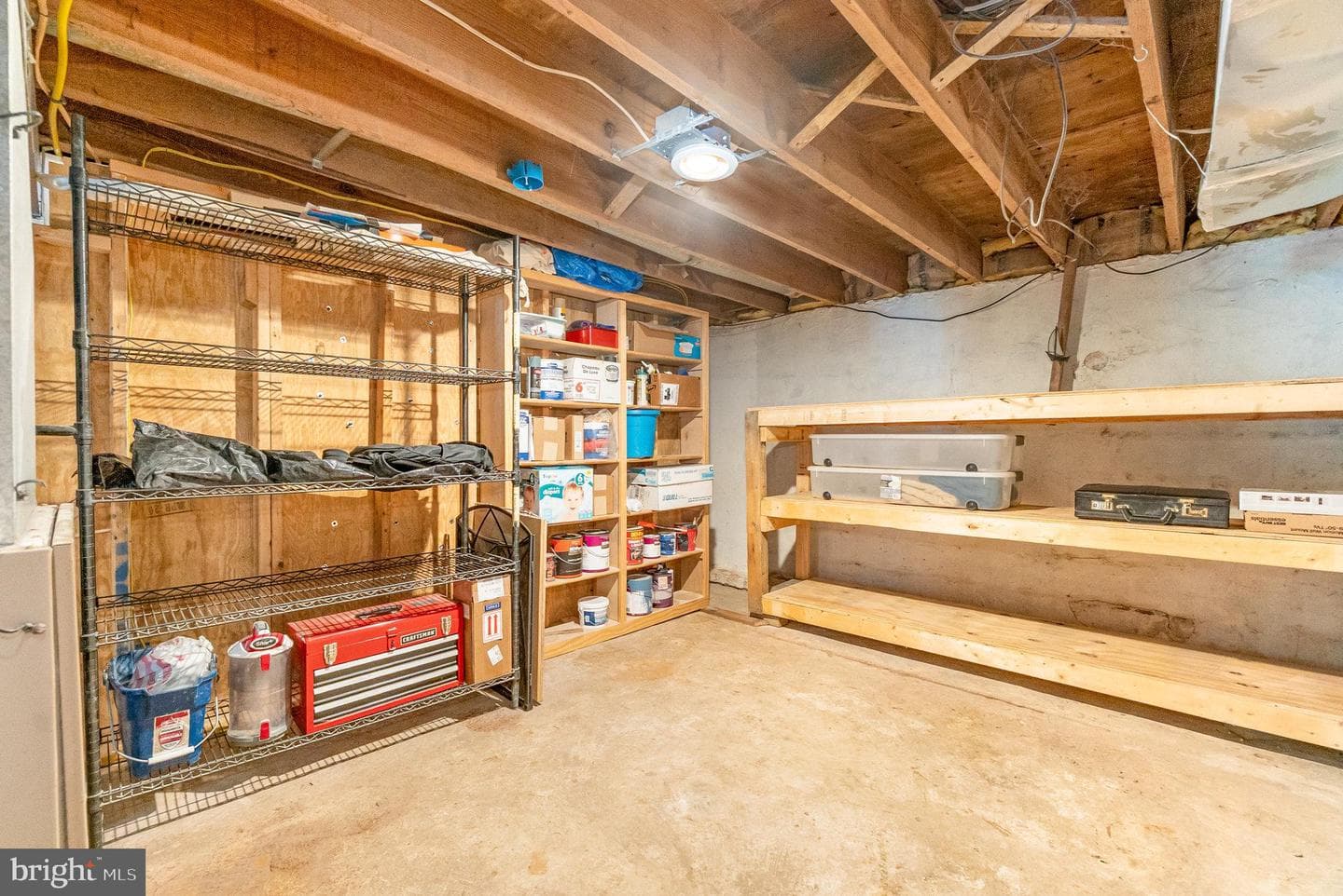 753 Gilbert Road photo 27