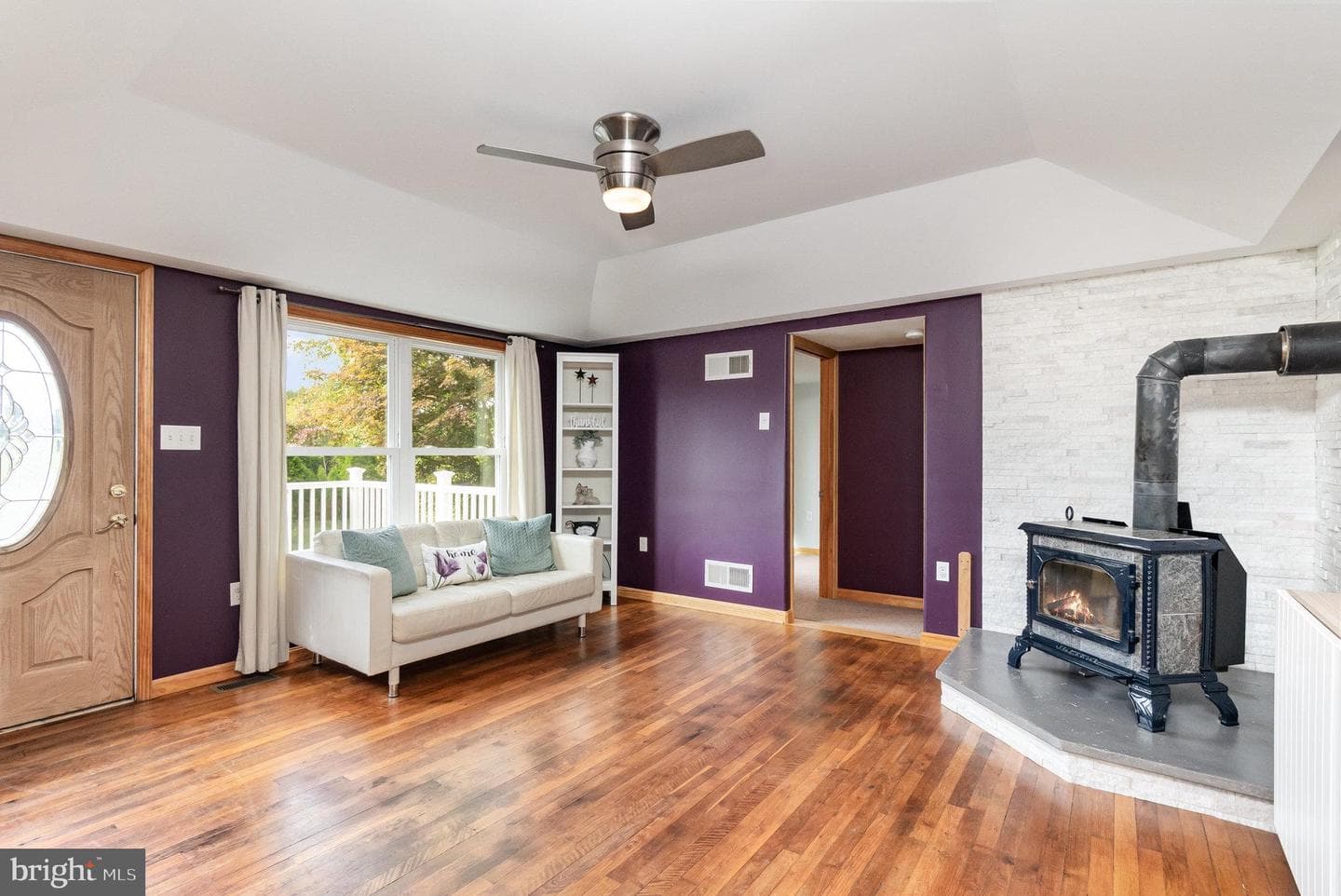 753 Gilbert Road photo 9