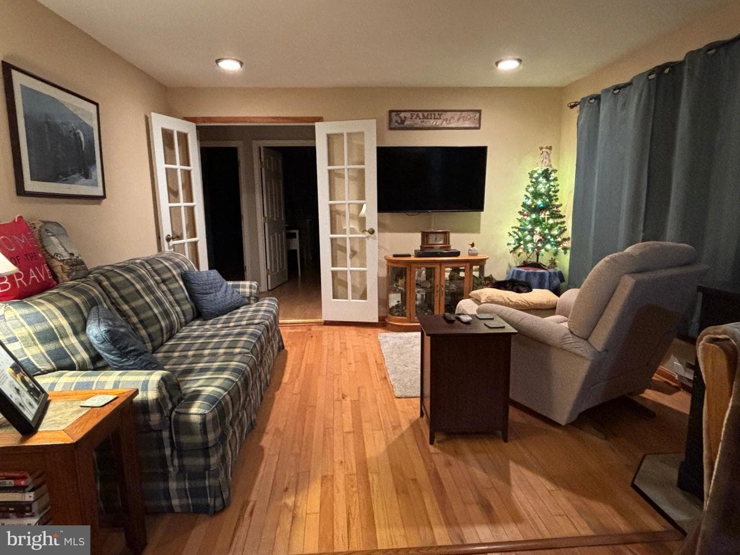 908 Priestford Road photo 17