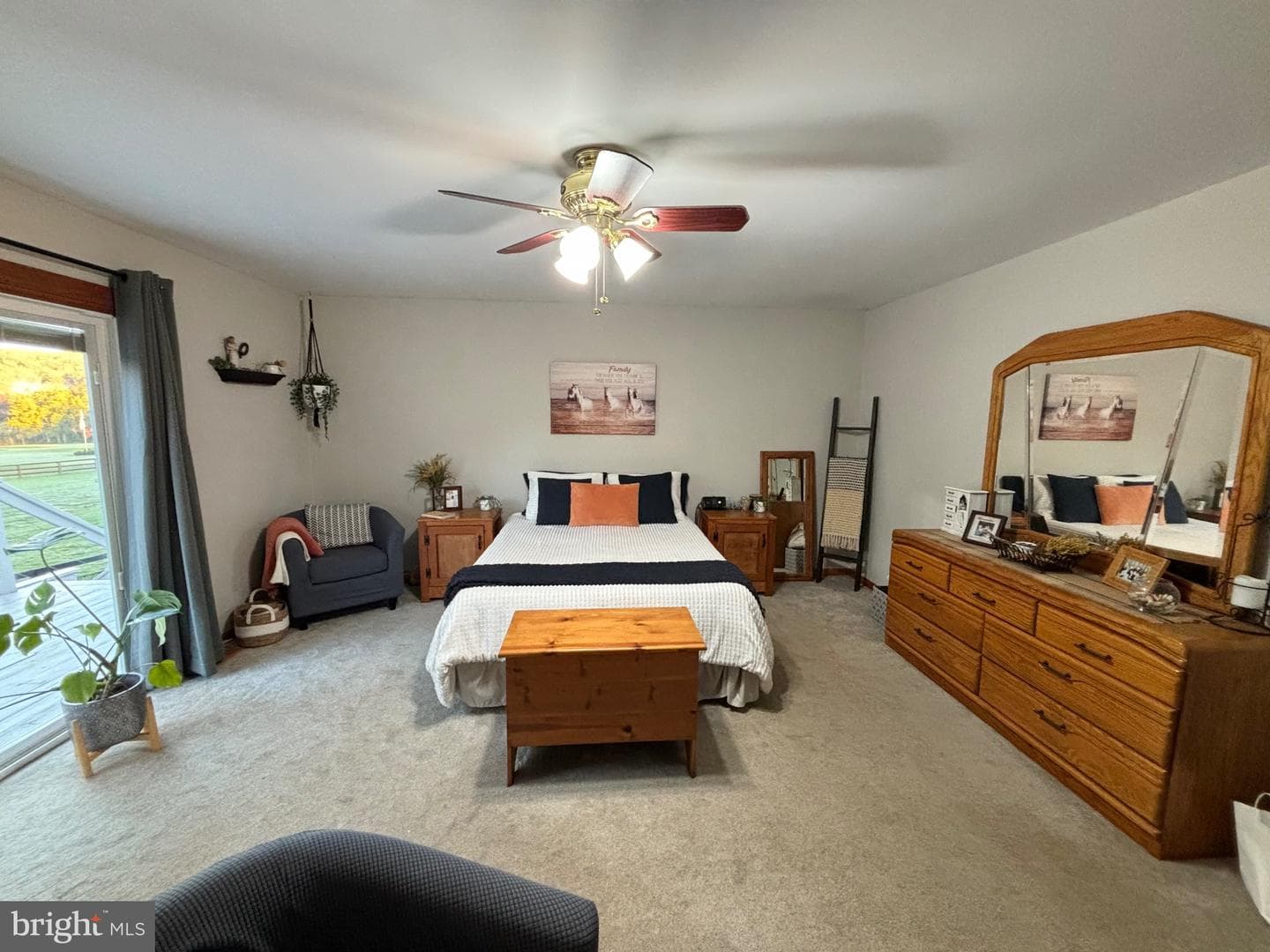908 Priestford Road photo 23