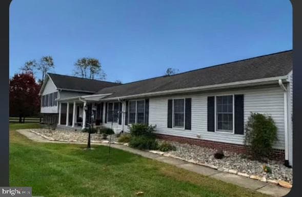 908 Priestford Road photo 3