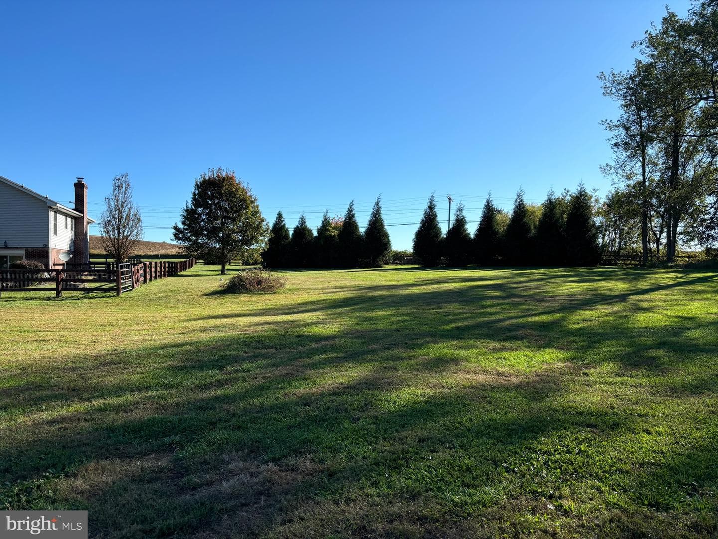 908 Priestford Road photo 43