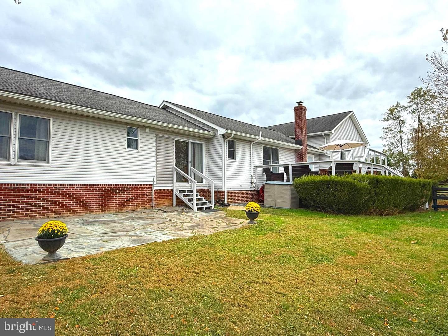 908 Priestford Road photo 56