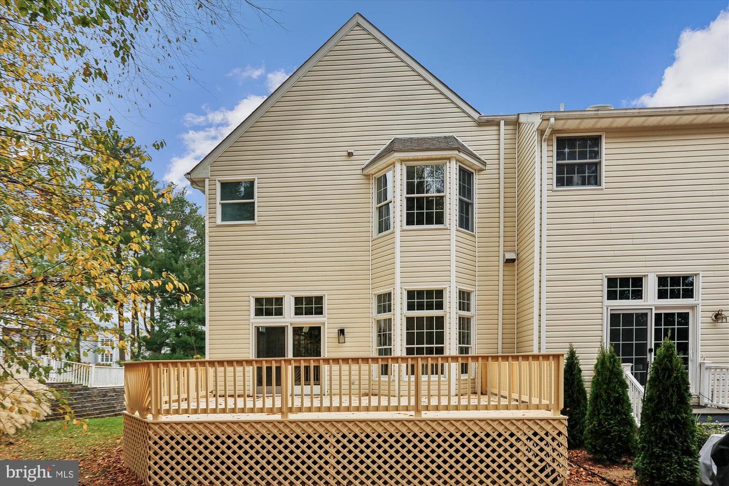 52 Barrington Place photo 2