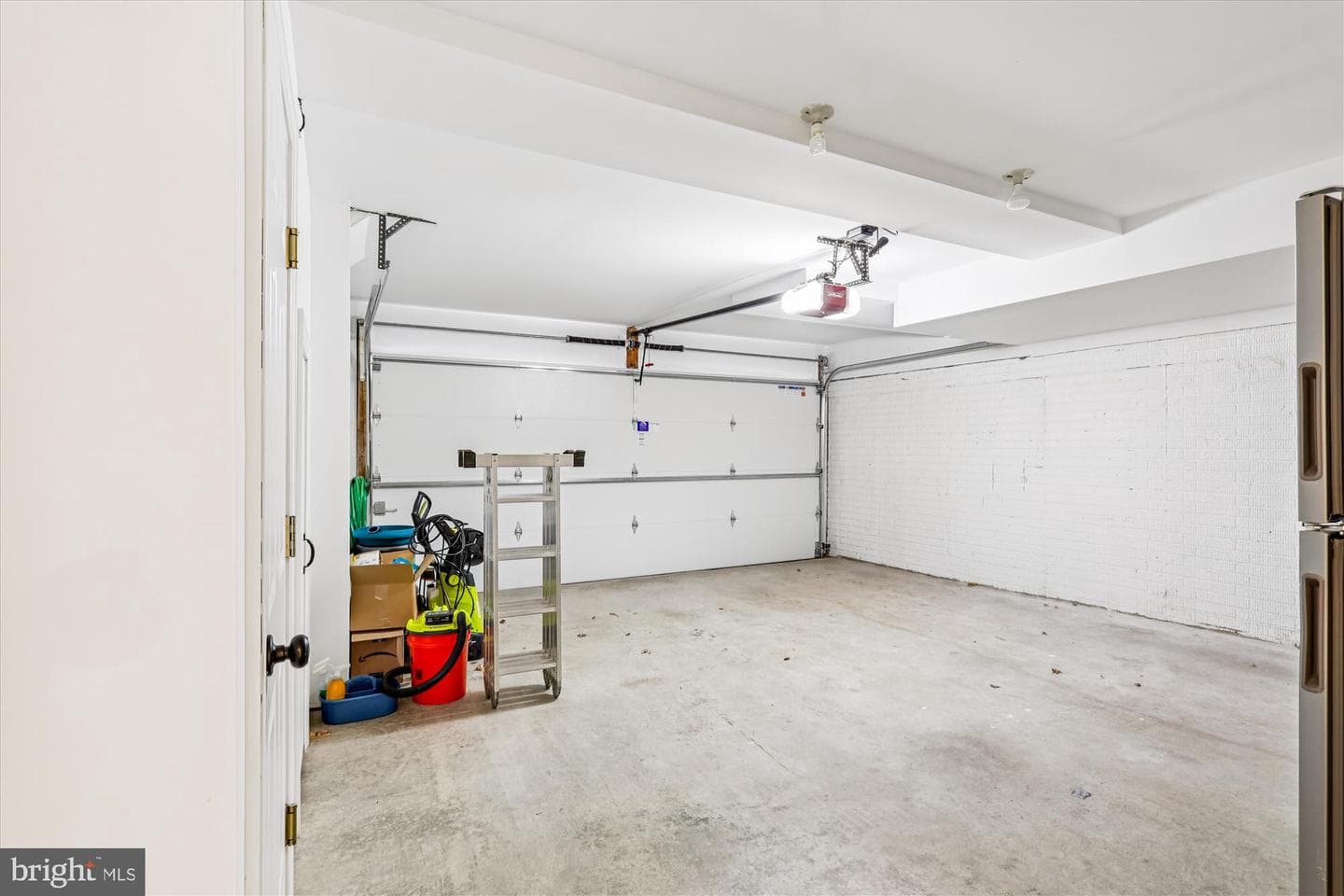 52 Barrington Place photo 36