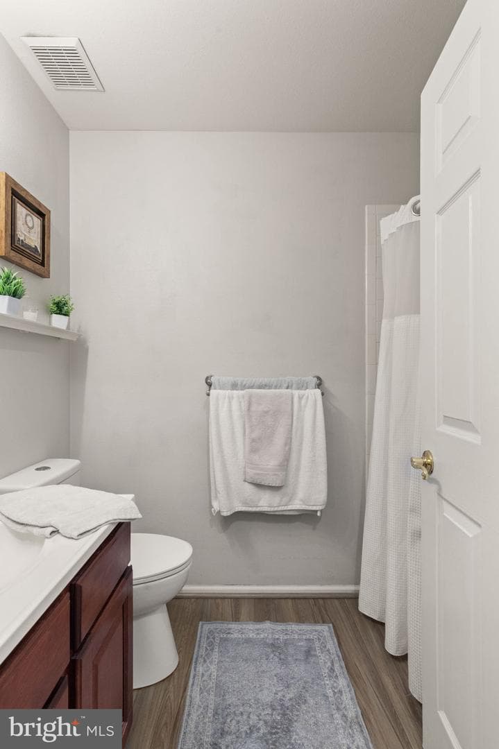 304 Canterbury Road #304-K photo 6